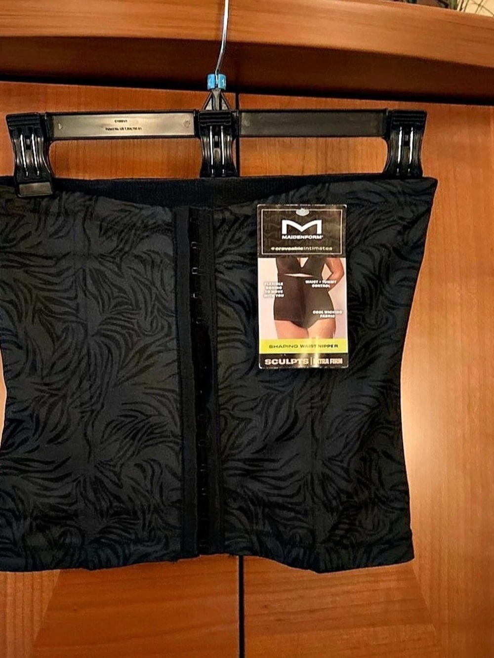 Maidenform Shaping Waist Nipper Black NWT